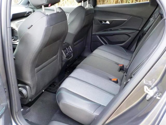 PEUGEOT 3008 usata, con Fendinebbia