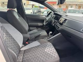 VOLKSWAGEN Taigo usata, con Fari Xenon