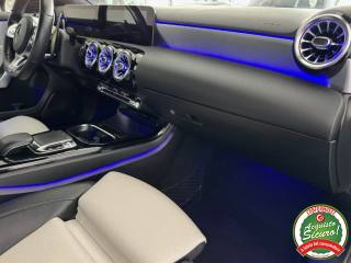 MERCEDES-BENZ A 180 usata, con Touch screen