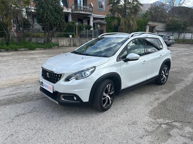 PEUGEOT 208 usata, con Sedile posteriore sdoppiato