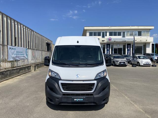 PEUGEOT Boxer usata, con Airbag