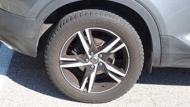 VOLVO XC40 usata, con Volante in pelle