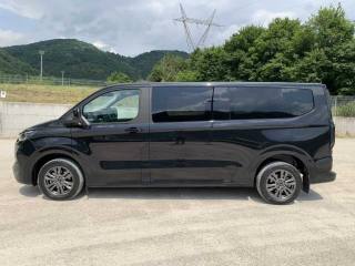 FORD Tourneo Custom usata, con Fari LED