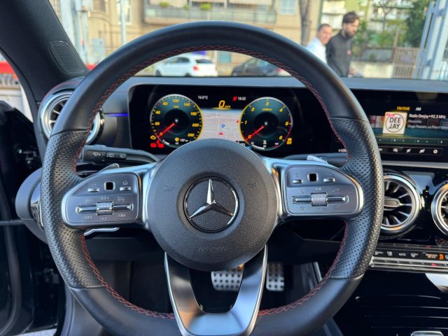MERCEDES-BENZ CLA 200 usata, con Chiusura centralizzata