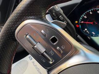 MERCEDES-BENZ GLA 200 usata, con Park Distance Control