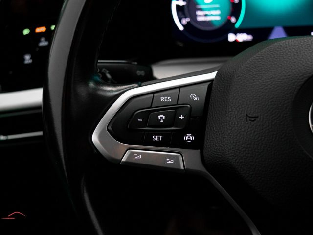 VOLKSWAGEN Golf usata, con Controllo vocale