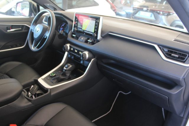 TOYOTA RAV 4 usata, con Climatizzatore