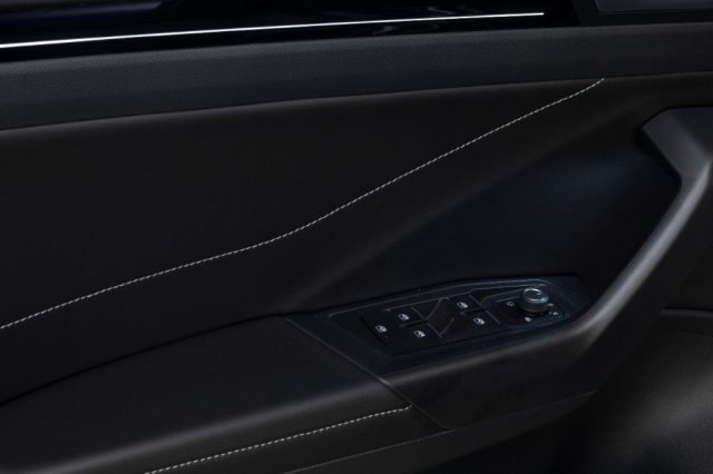 VOLKSWAGEN T-Roc usata, con Immobilizzatore elettronico