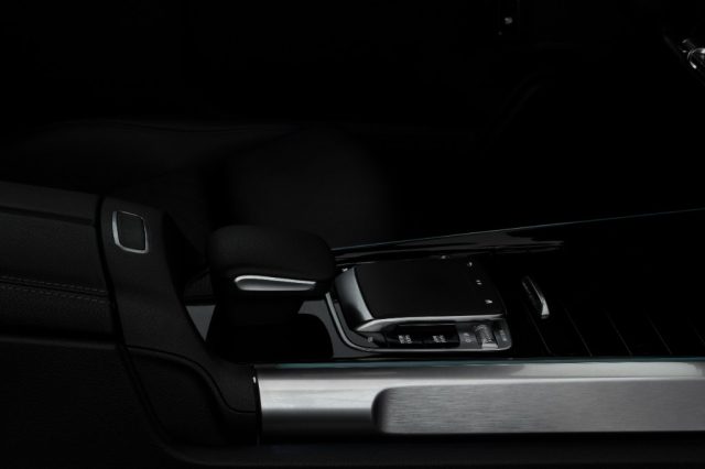 MERCEDES-BENZ GLB 200 usata, con Cruise Control