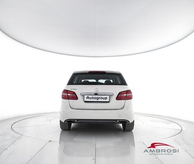 MERCEDES-BENZ CLA usata 5