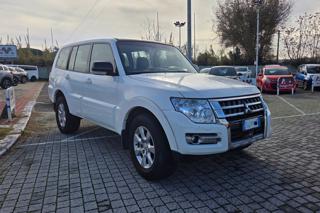 MITSUBISHI Pajero usata, con Airbag laterali