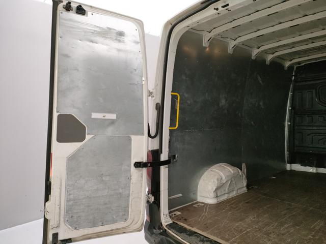 VOLKSWAGEN Crafter usata 65