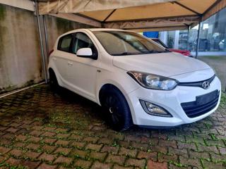 HYUNDAI i20 usata, con Alzacristalli elettrici