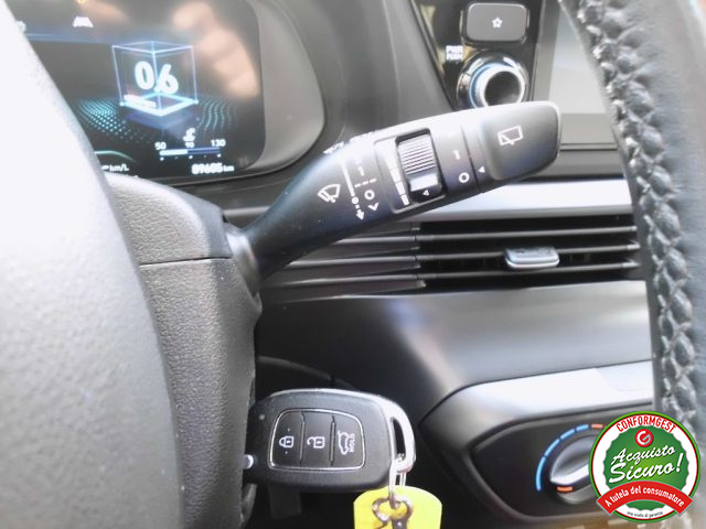 HYUNDAI i20 usata, con Volante multifunzione
