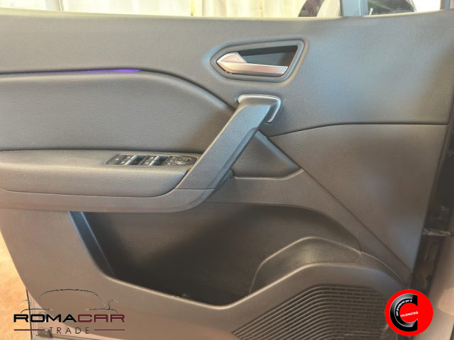 RENAULT Captur usata, con Volante in pelle