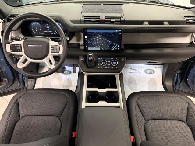 LAND ROVER Defender usata, con Servosterzo