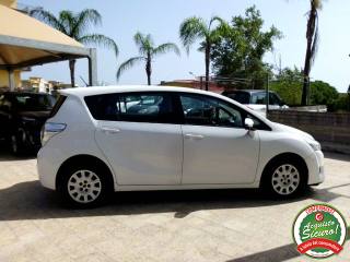 TOYOTA Verso usata, con Lettore CD