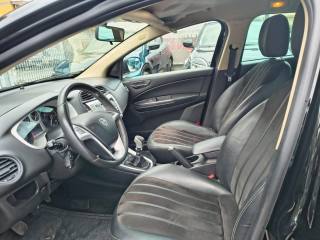 LANCIA Delta usata, con Autoradio