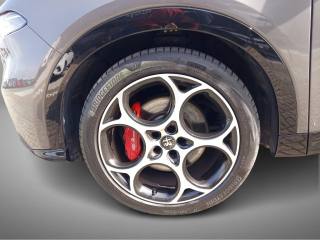 ALFA ROMEO Tonale usata, con Sedile posteriore sdoppiato