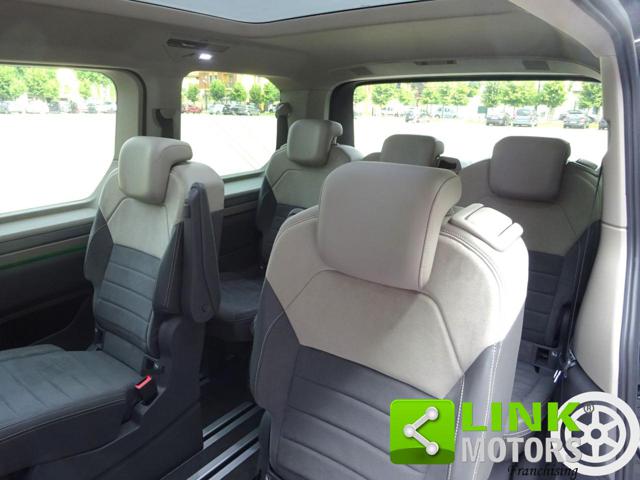 VOLKSWAGEN Multivan usata, con Sensori di parcheggio anteriori