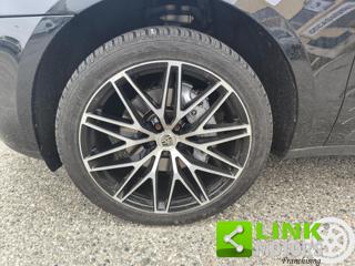 PORSCHE Macan usata, con Specchietti laterali elettrici