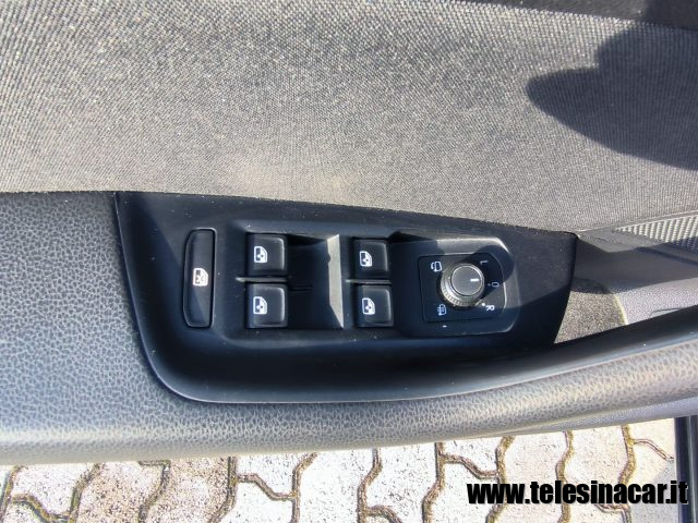 VOLKSWAGEN Passat Variant usata 23