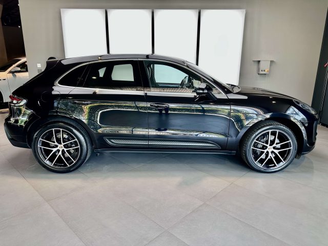 PORSCHE Macan usata, con Alzacristalli elettrici