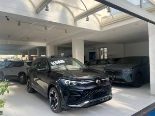 VOLKSWAGEN Tiguan usata, con Cerchi in lega