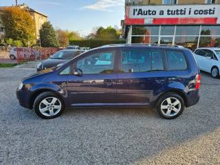 VOLKSWAGEN Touran usata, con Airbag