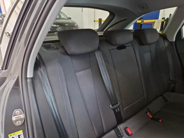 AUDI A4 usata, con Controllo trazione