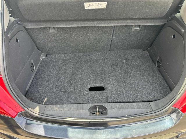 OPEL Corsa usata, con ESP