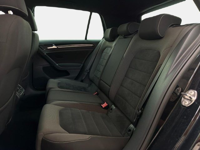 VOLKSWAGEN Golf usata, con Controllo trazione