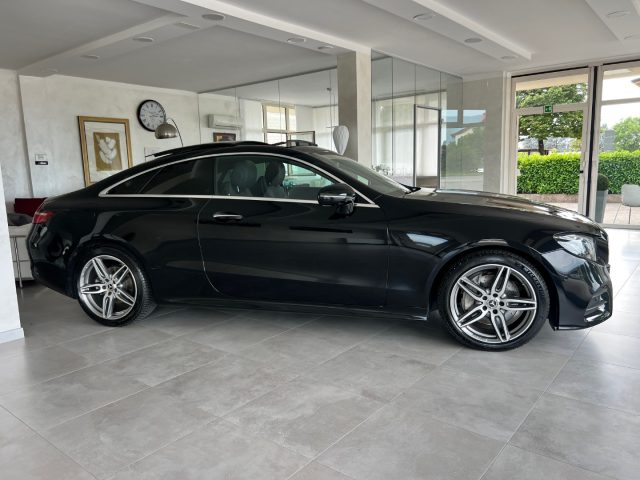 MERCEDES-BENZ E 220 usata, con Airbag laterali