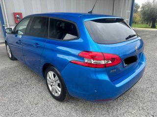 PEUGEOT 308 usata, con Boardcomputer