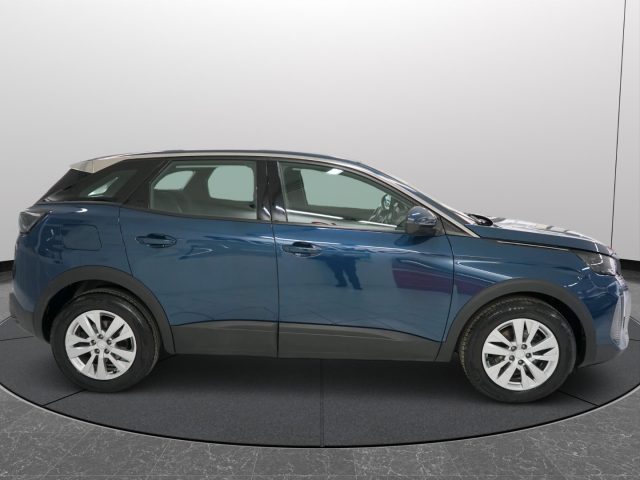 PEUGEOT 3008 usata, con Leve al volante