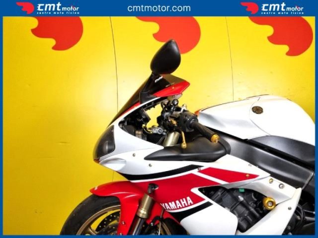 YAMAHA YZF R1 usata 6