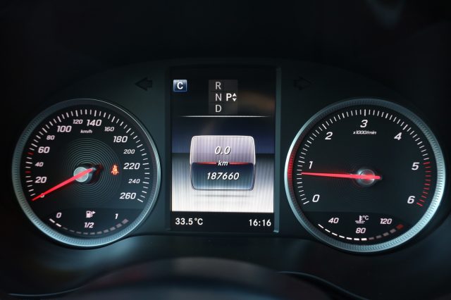 MERCEDES-BENZ C 220 usata, con Specchietti laterali elettrici