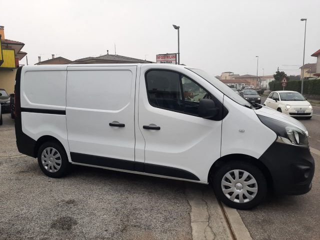 OPEL Vivaro usata, con Controllo trazione