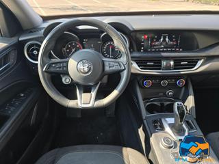 ALFA ROMEO Stelvio usata, con Controllo automatico clima