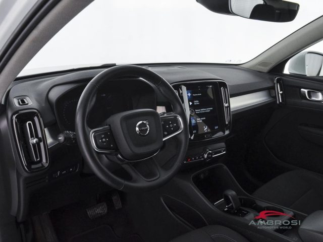 VOLVO XC40 usata 7