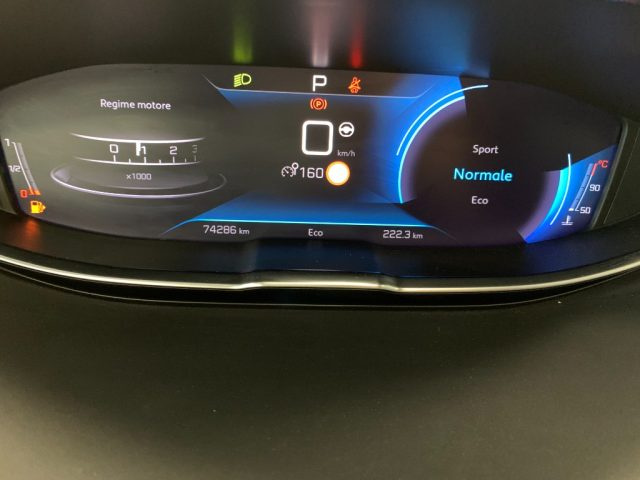 PEUGEOT 3008 usata, con Fari LED