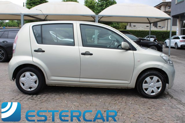 DAIHATSU Sirion usata, con Climatizzatore