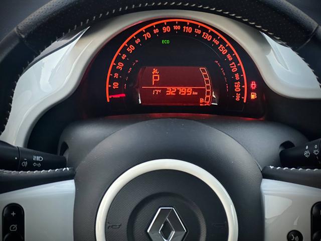 RENAULT Twingo usata, con Volante in pelle