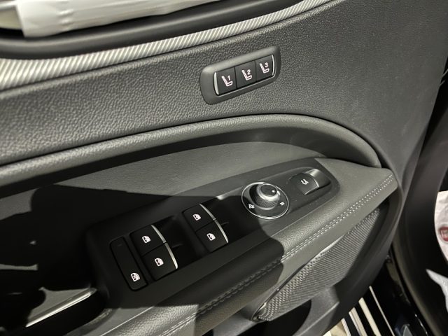 ALFA ROMEO Stelvio usata, con Interni in pelle