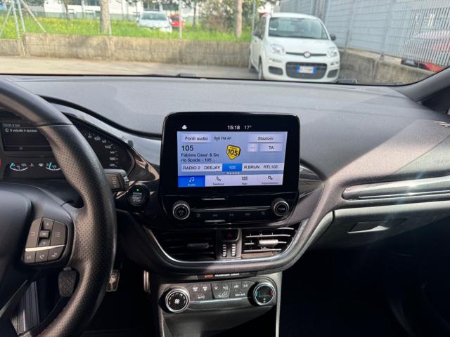 FORD Fiesta usata, con Controllo automatico clima