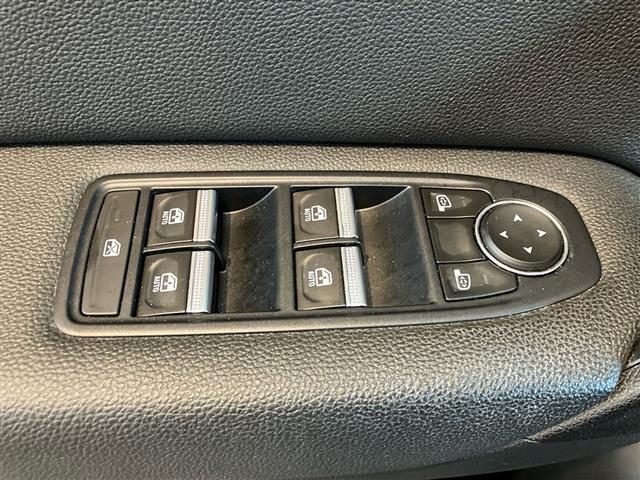 RENAULT Captur usata 28