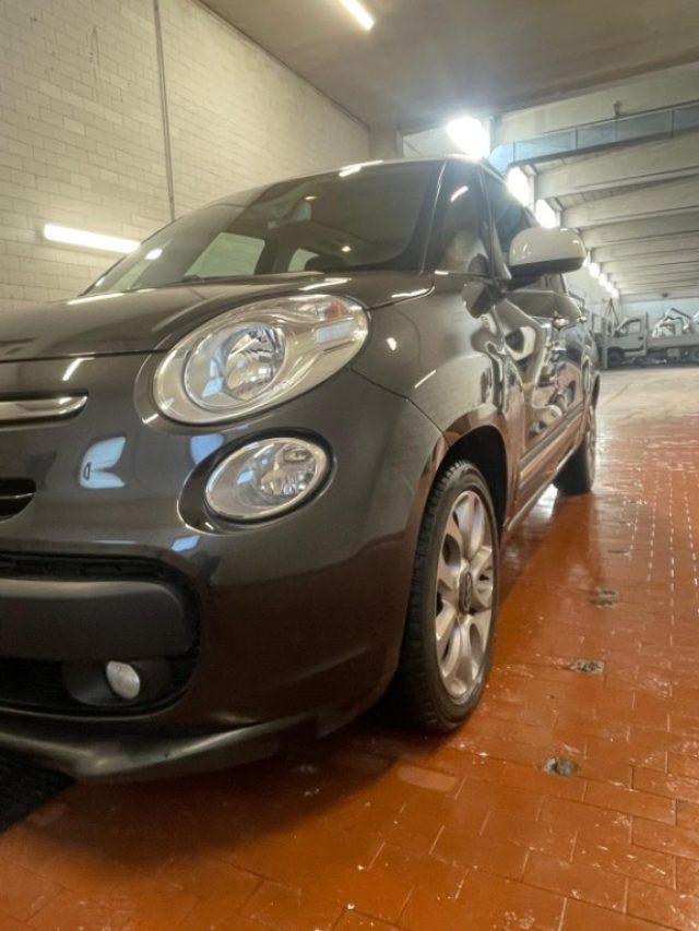 FIAT 500L usata, con USB