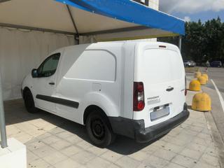 PEUGEOT Partner usata, con Specchietti laterali elettrici