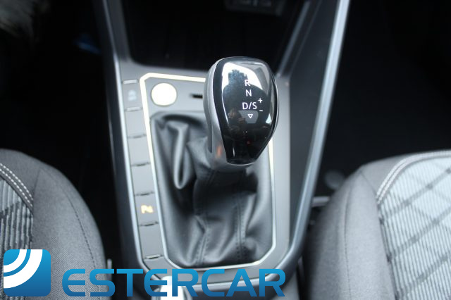 VOLKSWAGEN Taigo usata, con Tettuccio apribile