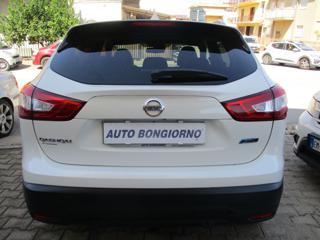 NISSAN Qashqai usata, con Boardcomputer